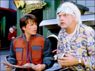Dans "Retour vers le futur", Marty McFly est joué par Michael J. Fox mais qui joue Dr Emmett Brown ?