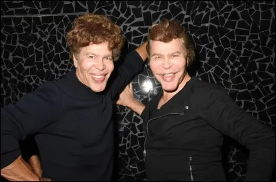 Quel est le nom de famille de ces personnes ?