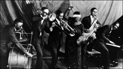 Dans quelle ville des Etats-Unis naît le jazz en cette année 1910 ?
