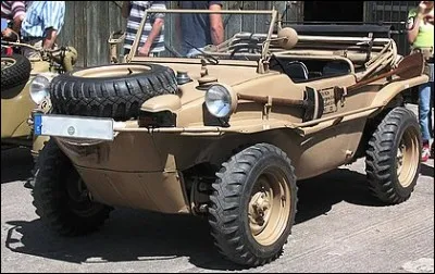 Comment s'appelle ce véhicule construit sur une base de Coccinelle ?