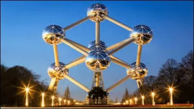Dans lequel de ces pays se situe l'Atomium ?