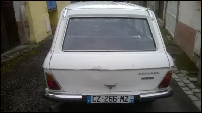 Quel est le nom de ce break Peugeot ?