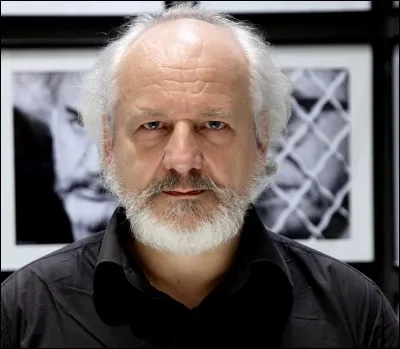 Vincent Nemeth est dans le rôle de...