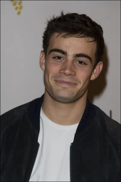 Clément Remiens est dans le rôle de...