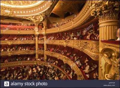 Où se trouve cette salle ?