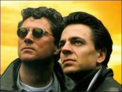 Ten Sharp chante ''You''. Dans quel pays se trouve le siège social de la société Sharp ?