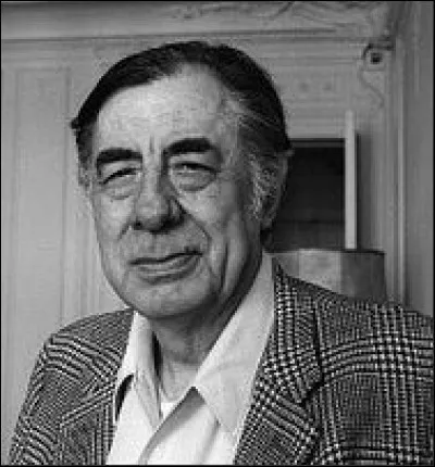 Cet écrivain et journaliste, grand reporter à France Soir, récompensé par le Prix interallié en 1973 et le Prix Goncourt en 1981, c'est ...