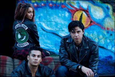 Comment s'appelle le gang de Jughead et son p&egrave;re ?