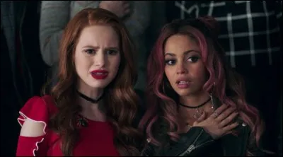 A la fin de la saison 2 Cheryl Blossom et Toni...