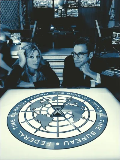 Au début de la saison 3, on apprend que Rip a créé...