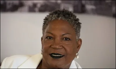 Qui est cette actrice qui tient le rôle principal dans le film ''La Première Étoile" ?