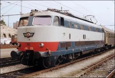 A quel pays appartient cette locomotive ?