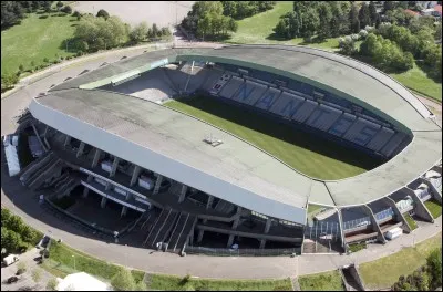 Tout le monde le sait, le football club de Nantes a bien un stade, mais comment se nomme t-il ?