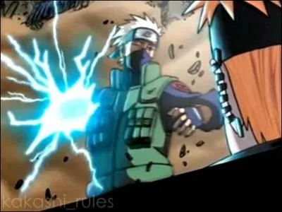 Par qui Kakashi sens se fait-il tuer ?