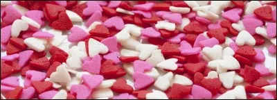 Qui a chanté en premier "L'Hymne à l'amour" ?