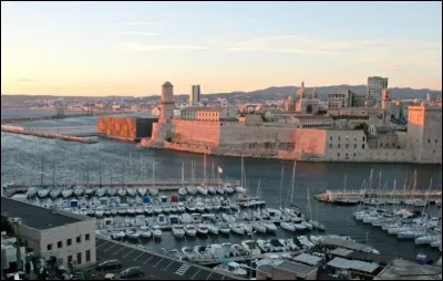 Qui a fondé Marseille ?