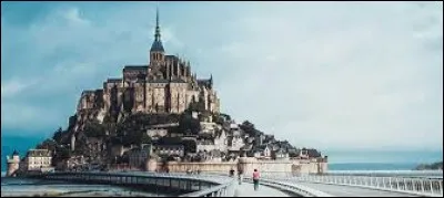 Dans quel département se situe le "Mont-Saint-Michel" ?