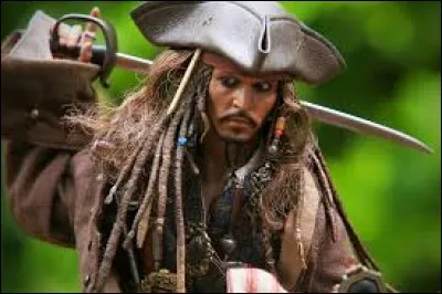 Dans quelle saga cinématographique trouve-t-on le capitaine Jack Sparrow ?