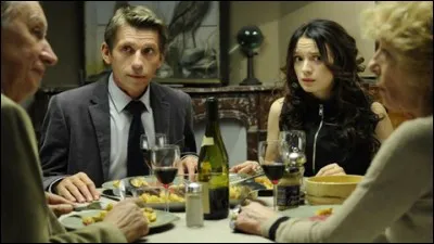 Bahia Benmahmoud (Sara Forestier) rencontre Arthur Martin (Jacques Gamblin) : c'est ...