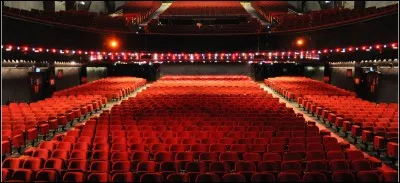 En quelle année occupait-il l'Olympia pendant trois semaines ?