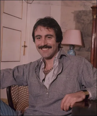 Dans quelle chanson évoquait-il son passé en disant qu'il avait à présent 73 ans ?