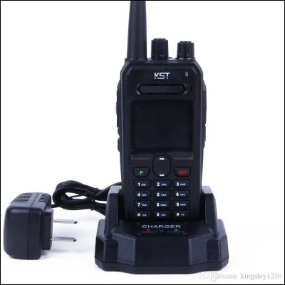 Choisissez la bonne réponse, sur le mot épelé : RADIO.