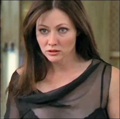 Prue a-t-elle été conservatrice d'un musée ?