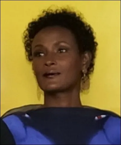 Waris Dirie est un ancien mannequin international, ambassadrice de l'ONU, originaire de Somalie. Un film a retracé sa vie en traitant de l'excision :
