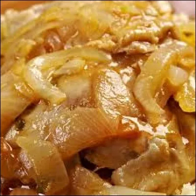 Quel est ce plat très populaire, à base de poulet, oignon, citron ?