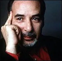 Quel auteur marocain a reu le prix Goncourt en 1987 pour son roman 'La nuit sacre', suite de son roman  succs 'L'enfant de sable' ?