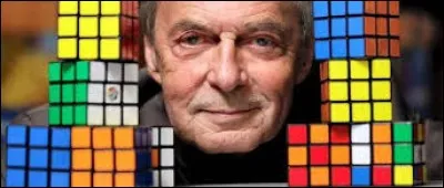 "Ernő Rubik" est né en...