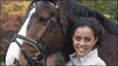 Quel cheval monte Carole Hanson dans la série ?