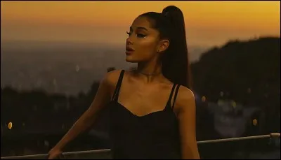 La chanteuse envisage-t-elle de supprimer son album ?