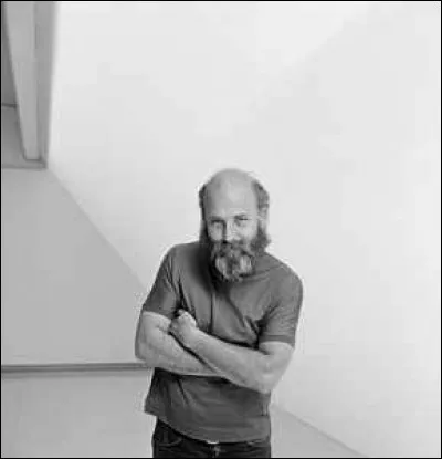 Quel artiste est connu pour Two Running Violet V Forms et ses paysages de palmiers ?