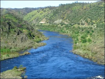 Durant l'Antiquité, quelle mer actuelle appelait-on le "Pont-Euxin" ?