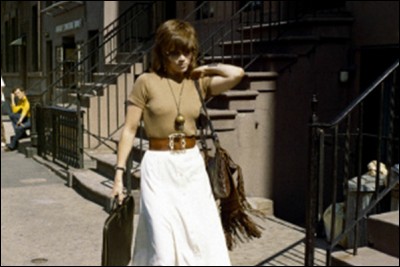Jane Fonda est Bree, call-girl new-yorkaise, et Donald Sutherland est un policier flegmatique : c'est ...