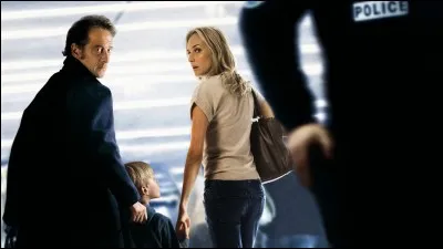 Lisa (Diane Kruger) et Julien (Vincent Lindon) sont mariés et mènent une vie heureuse et sans histoire... C'est ...