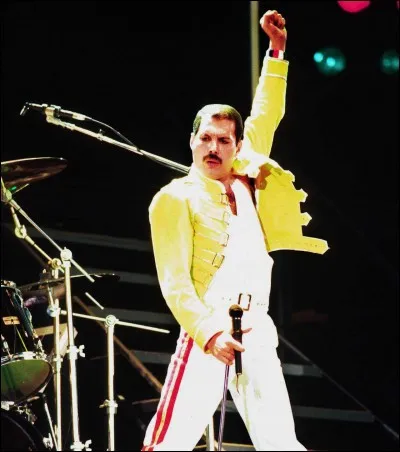 Quelle est la devise du père de Freddie Mercury ?