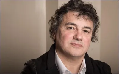 Ce praticien hospitalier, médecin-urgentiste, connu pour son engagement médico-social, c'est ...