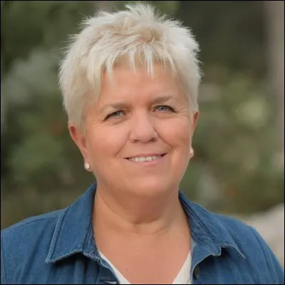 Je ne vous présente pas "Joséphine Ange gardien" : quel est son nom de famille, dans cette série ?