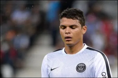 Quel défenseur est arrivé au PSG en provenance de l'AC Milan en 2012 ?