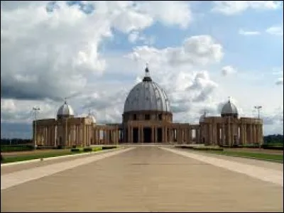 Quelle la capitale de la Côte d'Ivoire ?