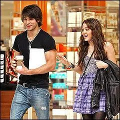 Qui est le jeune homme ?