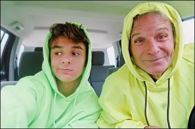 Comment se prénomme son père ?