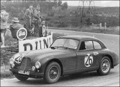 Cette voiture prend plusieurs places d'honneur au début des années 50 : 5e et 6e en 1950 puis 3e, 5e et 7e l'année suivante. C'est une ...