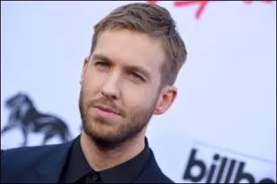 Quelle chanteuse pose sa voix sur la chanson "One Kiss" du DJ Calvin Harris ?