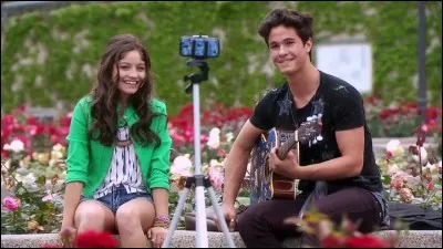 Sur cette image Luna chante...