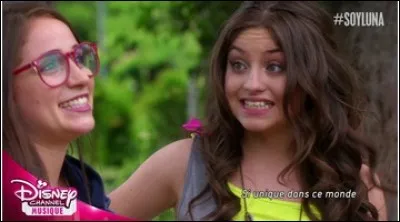 Sur cette image Luna chante...