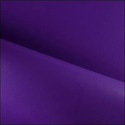 Que manque-t-il à " ultra", pour obtenir une radiation invisible dont la longueur d'onde dépasse le spectre ?