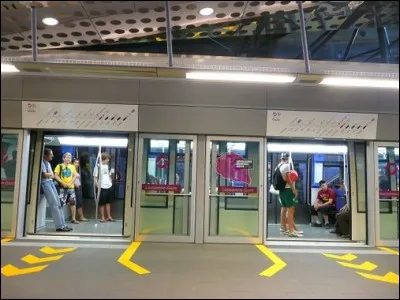 Combien de voies cette gare compte-t-elle ?